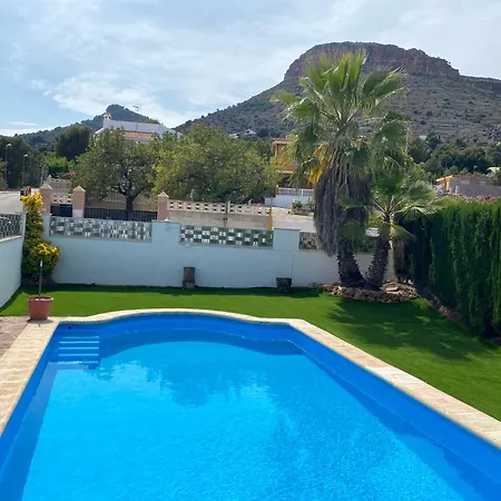 Chalet Con Piscina Privada * Gilet